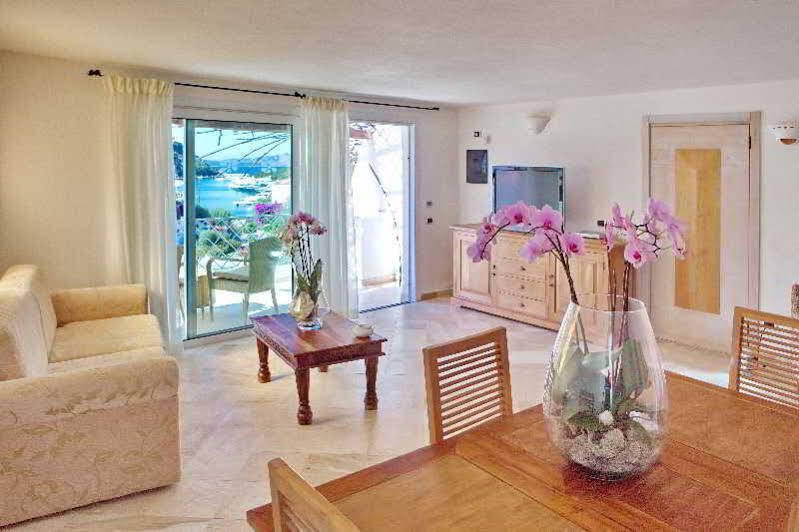 Residence Living Poltu Quatu Arzachena Dış mekan fotoğraf
